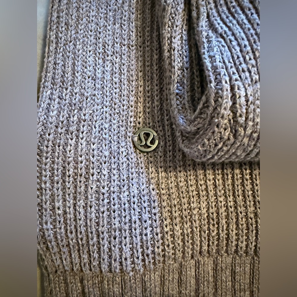 Lululemon sweater